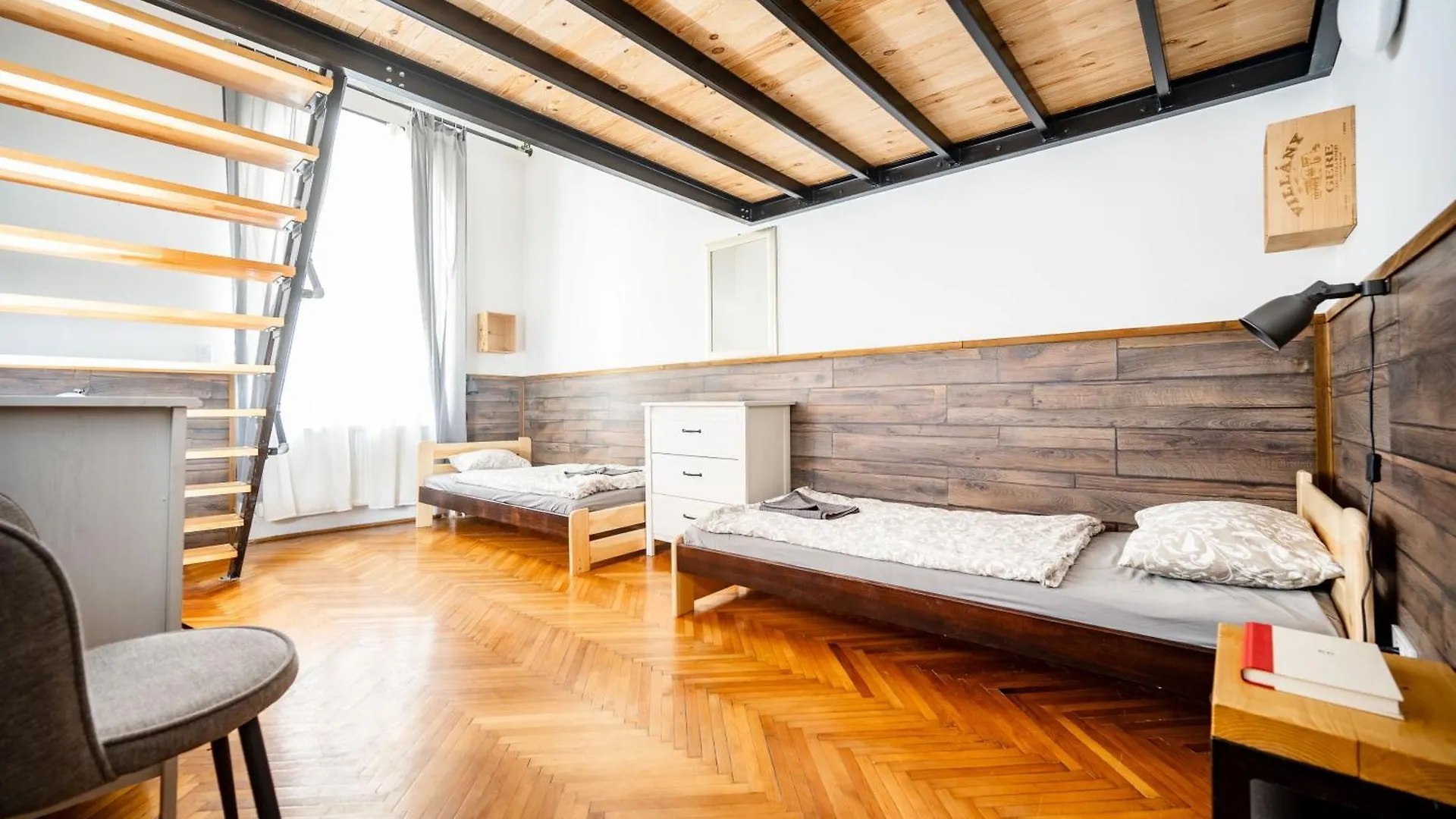 Top Location 2 Bedrooms - 2 Bathrooms Budapeste Apartamento