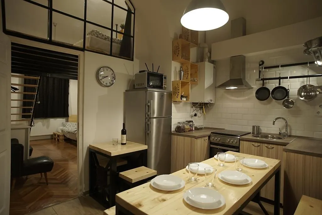 Quiet And Central 2 Bedrooms 2 Bathrooms Apartment In The Heart Of Budapest Ungarn
